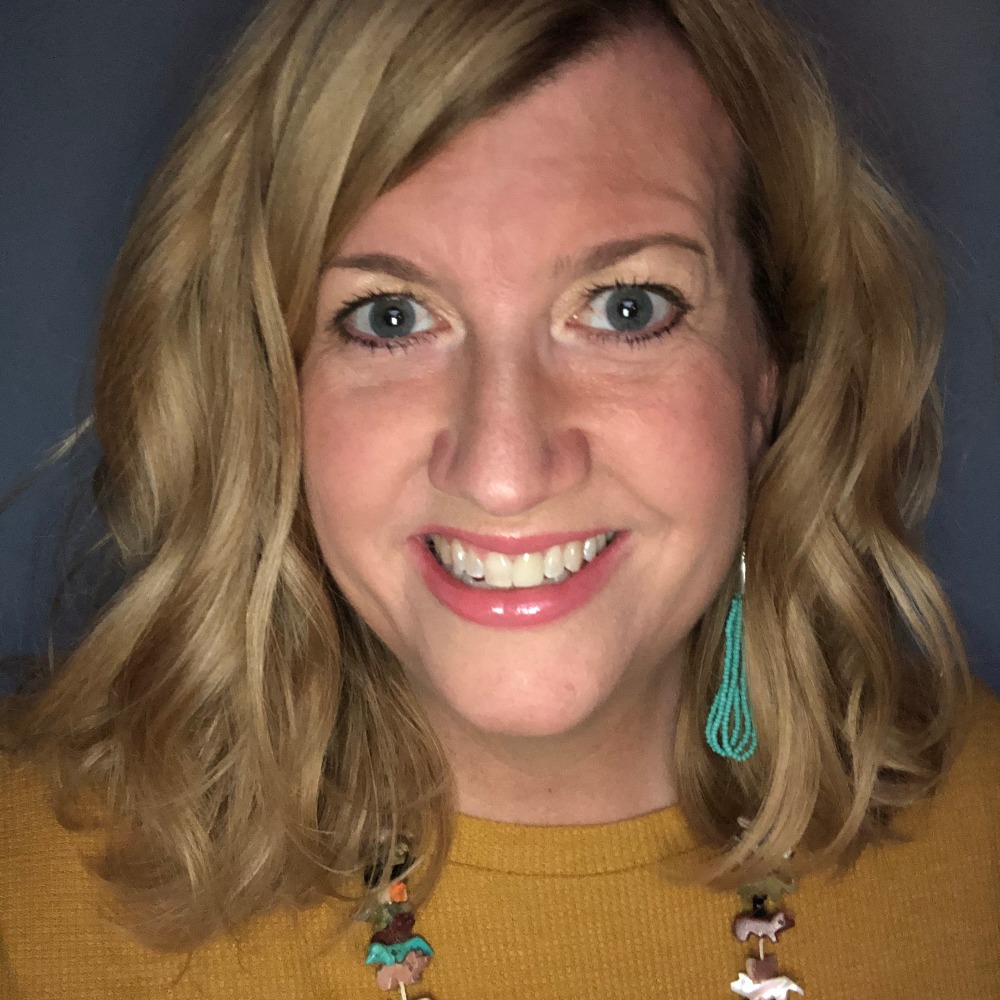 Meet your Posher, Fay